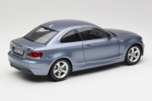 BMW 1 E82 Coupe Sinine Kyosho 1:18 80430427065 Metall - pilt 3/8