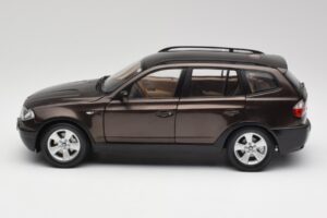 BMW X3 E83 3.0d Tumepruun Metallic Kyosho 1:18 80430300736 Metall - pilt 4/8