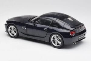 BMW Z4 E86 M Coupe Must Kyosho 1:18 08583BK Metall - pilt 7/8