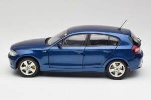 BMW 1 E87 Sydney Sinine Kyosho 1:18 80430308600 Metall - pilt 4/8