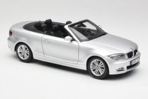 BMW 135i E88 Kabriolett Titan Hõbedane Kyosho 1:18 80430427021 Metall - pilt 6/8