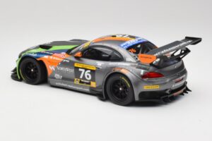 BMW Z4 E89 GT3 #76 Schubert Motorsport Dubai 24 Hours 2014 Minichamps 1:18 151142376 Metall - pilt 5/6