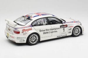 BMW E90 320si #1 A. Priaulx WTCC Champion 2006 Kyosho 1:18 80430429067 Metall - pilt 3/8