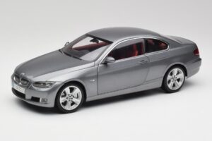 BMW 330i E92 Coupe Hall Metallik Kyosho 1:18 80430407220 Metall