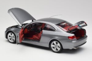 BMW 330i E92 Coupe Hall Metallik Kyosho 1:18 80430407220 Metall - pilt 5/8