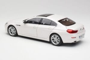 BMW 6 F06 Gran Coupe Mineral Valge Paragon 1:18 80432218741 Metall - pilt 7/8