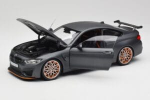 BMW M4 F82 GTS Frozen Hall Minichamps 1:18 80432411555 Metall - pilt 2/8