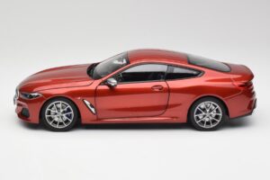 BMW M850i G15 Oranž Metallic Norev 1:18 183285 Metall - pilt 4/8
