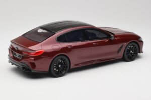 BMW M850i G15 M Performance Melbourne Red Metallic GT Spirit 1:18 GT493 Vaik - pilt 2/6