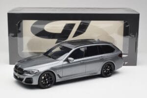 BMW G61 530e M Sport Touring Mineral Hall GT Spirit 1:18 GT485 Vaik - pilt 6/6