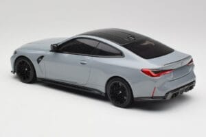 BMW M4 G82 Brooklyn Hall Minichamps 1:18 155020124 Metall - pilt 5/6