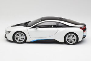 BMW i8 Crystal Valge Paragon 1:18 80432336841 Metall - pilt 4/8