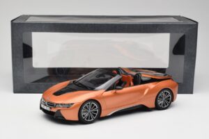 BMW i8 Roadster E-Vask Minichamps 1:18 80432454784 Metall - pilt 6/6