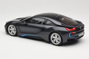 BMW i8 Sophisto Grey Minichamps 1:18 80432336842 Metall - pilt 7/8