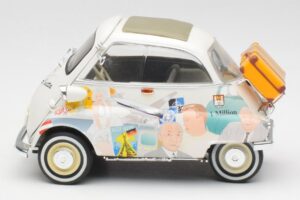 BMW Isetta 250 Revell 1:18 8828 Metall - pilt 4/8