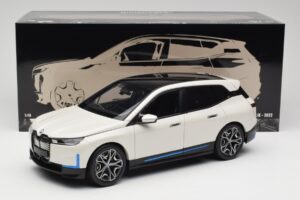 BMW iX Alpine White Minichamps 1:18 110023102 Metall - pilt 8/8