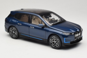 BMW iX Blue Metallic Minichamps 1:18 110023100 Metall - pilt 6/8