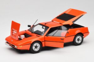 BMW M1 Oranž Minichamps 1:18 80432411549 Metall - pilt 2/8