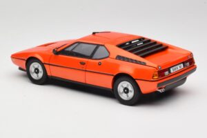BMW M1 Oranž Minichamps 1:18 80432411549 Metall - pilt 7/8