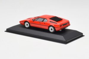 BMW M1 Punane Minichamps 1:43 430025022 Metall - pilt 3/4
