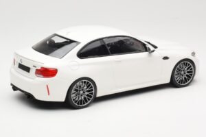 BMW M2 Competition F87 Valge Minichamps 1:18 155028000 Metall - pilt 2/6