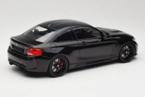 BMW M2 CS F87 Must Metallic mustade velgedega Minichamps 1:18 155021026 Metall - pilt 2/6