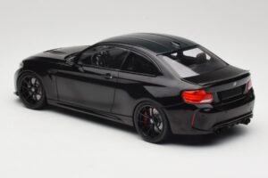 BMW M2 CS F87 Must Metallic mustade velgedega Minichamps 1:18 155021026 Metall - pilt 5/6