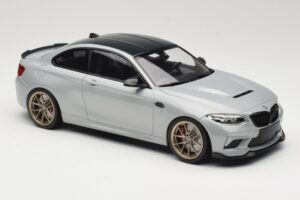 BMW M2 CS F87 Hõbedane kuldiste velgedega Minichamps 1:18 155021028 Metall - pilt 4/6