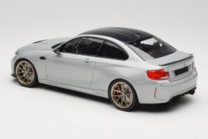 BMW M2 CS F87 Hõbedane kuldiste velgedega Minichamps 1:18 155021028 Metall - pilt 5/6