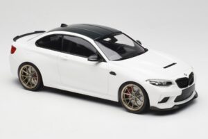 BMW M2 F87 CS Alpine White Kuldsed Veljed Minichamps 1:18 155021020 Metall - pilt 4/6