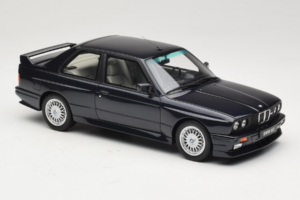 BMW M3 E30 Europameister Macau Blue Otto 1:18 OT1216 Metall - pilt 4/6