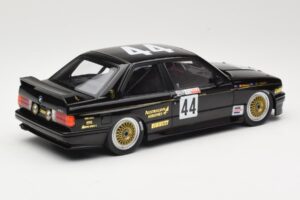 BMW M3 E30 JPS Team BMW #44 J. Richards / T. Longhurst Class Winners Bathurst 1000 1987 Minichamps 1:18 155872044 Metall - pilt 2/6