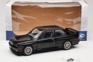 BMW M3 E30 Sport Evo Must Solido 1:18 S1801501 Metall - pilt 8/8