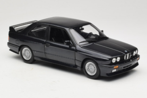 BMW M3 E30 Sport Evolution Blue Metallic Minichamps 1:18 180020308 Metall - pilt 6/8