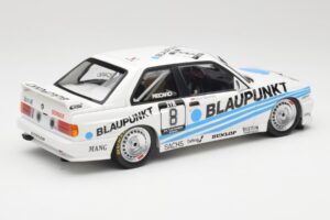 BMW M3 E30 Team Schnitzer #8 O. Manthey DTM 1988 Minichamps 1:18 155882008 Metall - pilt 2/6