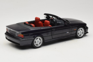 BMW M3 E36 Kabriolett Techno Violet UT Models 1:18 180022330 Metall - pilt 3/8