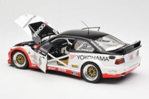 BMW M3 E36 GTR #0 B. Auberlen / M. Simo / P. Cunningham Daytona 24 Hours 1998 UT Models 1:18 39816 Metall - pilt 5/8