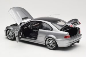 BMW M3 E46 CSL Hõbedane Kyosho 1:18 08506S Metall - pilt 5/8
