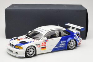 BMW M3 E46 GTR #42 J. Muller / J.J. Lehto ALMS 2001 Minichamps 1:18 80430139183 Metall - pilt 8/8
