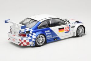 BMW M3 E46 GTR #42 J. Lehto / J. Muller ELMS 2001 Minichamps 1:18 100012192 Metall - pilt 3/8