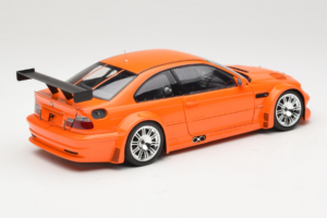 BMW M3 E46 GTR Street Oranž Minichamps 1:18 100012106 Metall - pilt 3/8