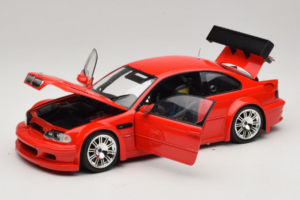 BMW M3 E46 GTR Street Punane Minichamps 1:18 100012101 Metall - pilt 2/8