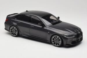 BMW M3 G80 Must Metallic Minichamps 1:18 155020202 Metall - pilt 4/6