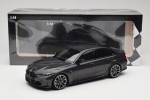 BMW M3 G80 Must Metallic Minichamps 1:18 155020202 Metall - pilt 6/6