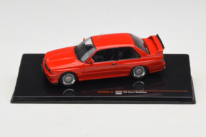 BMW M3 E30 Sport Evolution Punane IXO 1:43 CLC583N Metall