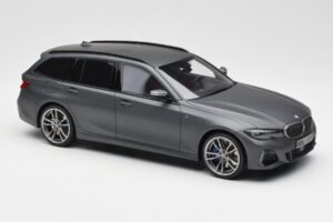 BMW M340i G20 xDrive M Sport Hall GT Spirit 1:18 GT471 Vaik - pilt 4/6