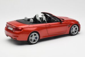 BMW M4 F83 Kabriolett Sakhir Oranž Paragon 1:18 PA-97111 Metall - pilt 3/8