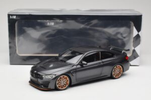 BMW M4 F82 GTS Mineral Grey Metallic Minichamps 1:18 110025222 Metall - pilt 8/8