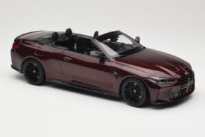 BMW M4 G83 Kabriolett Punane Metallic Minichamps 1:18 155021032 Metall - pilt 4/6