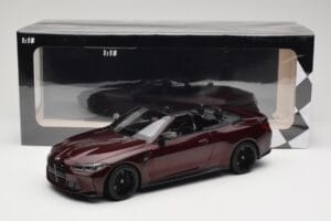 BMW M4 G83 Kabriolett Punane Metallic Minichamps 1:18 155021032 Metall - pilt 6/6
